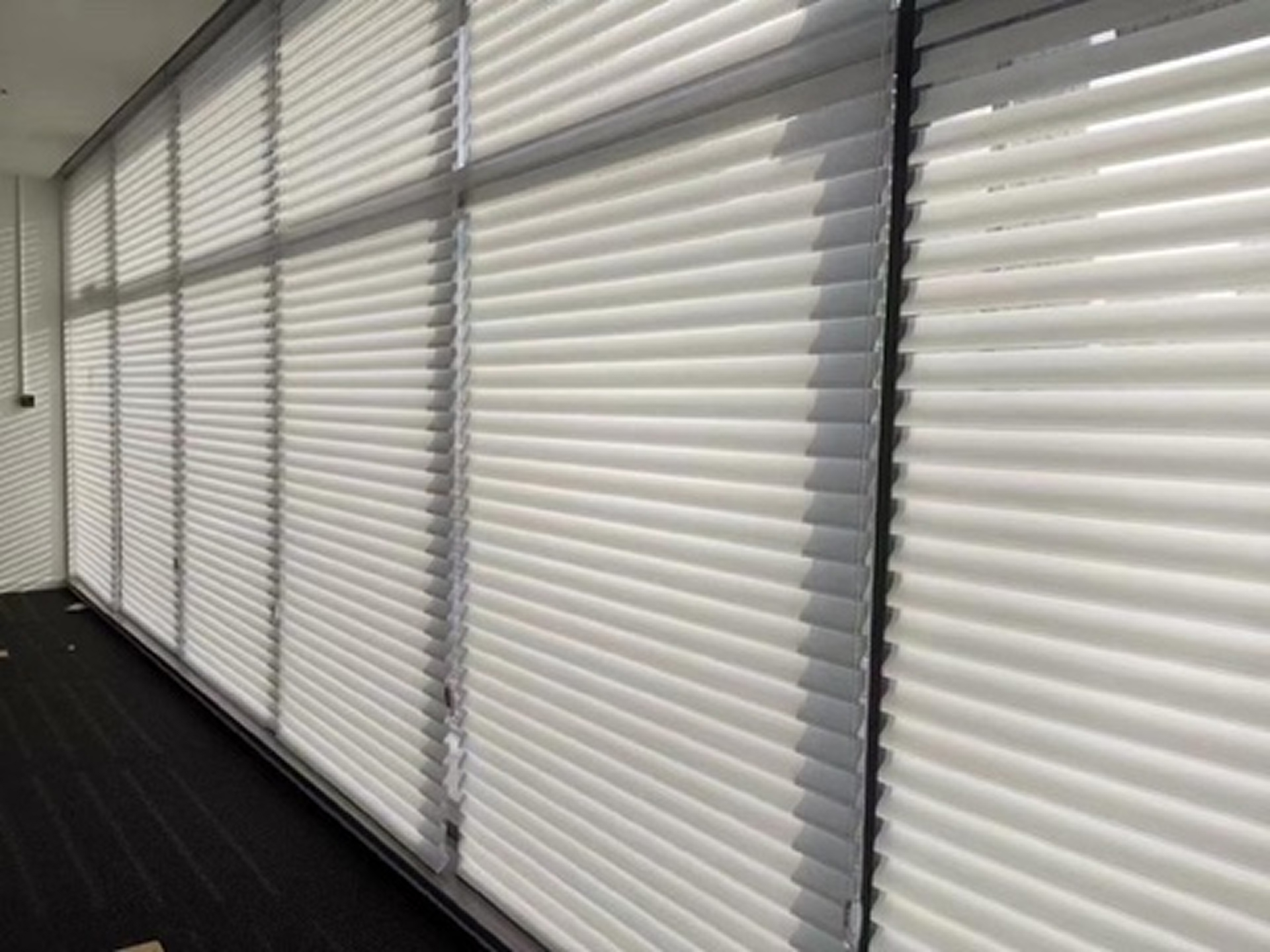 Dual fabric blinds close-up from Edmonton blinds gallery