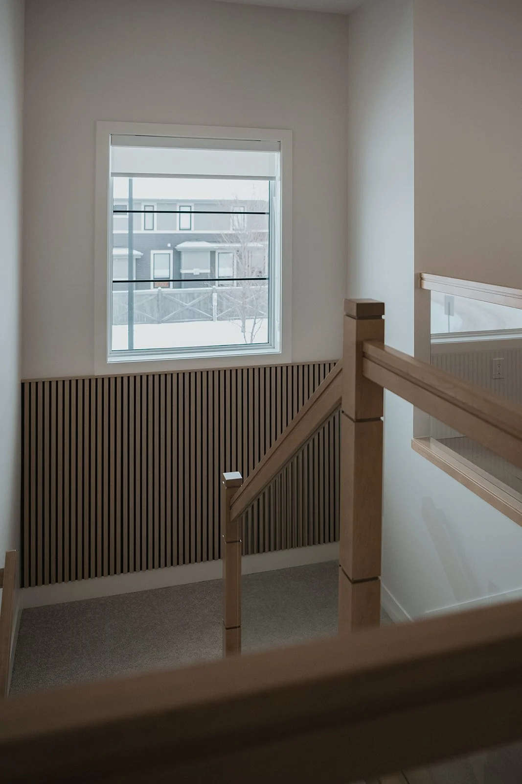 Minimal roller blinds for year-round comfort