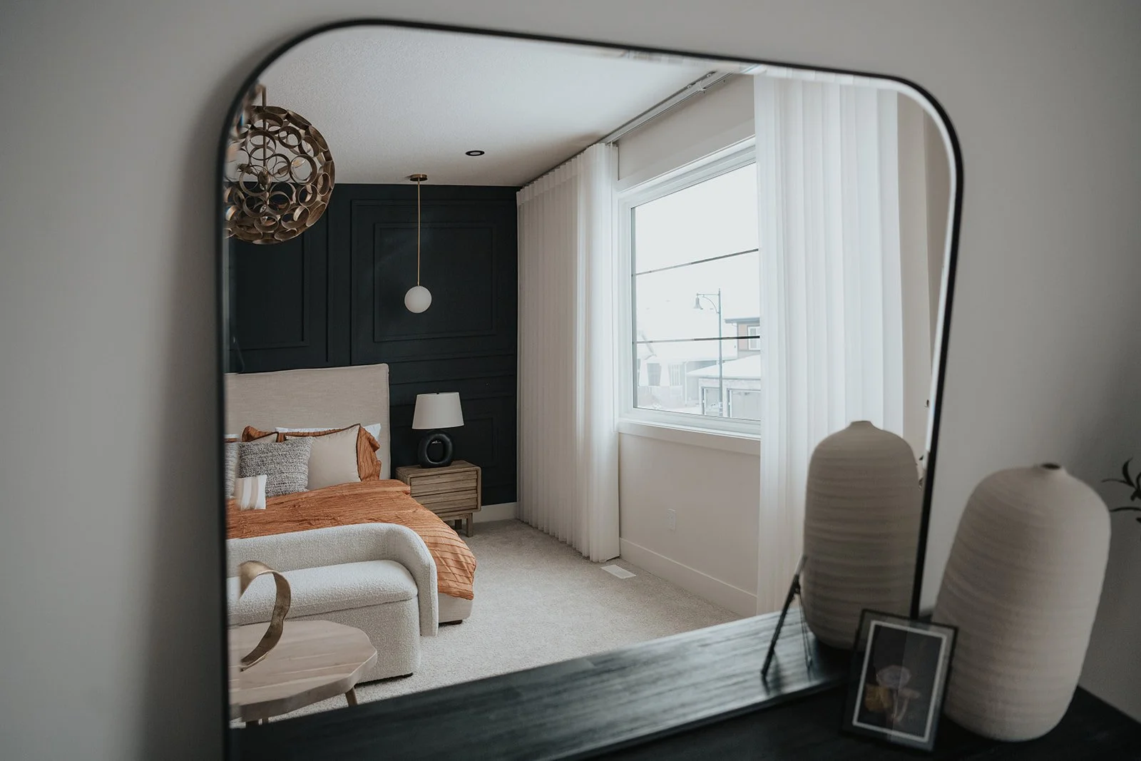 Minimalist roller blinds for lasting performance